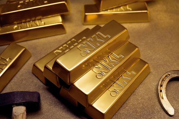 Bei der Jubiläumsziehung der NKL Goldbarren stapeln durch einen Millionen-Gewinn.